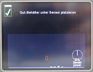 Gut-Behälter mittig unter den Sensor platzieren