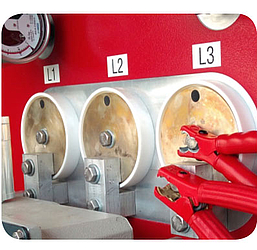 High-accuracy micro-ohm meter